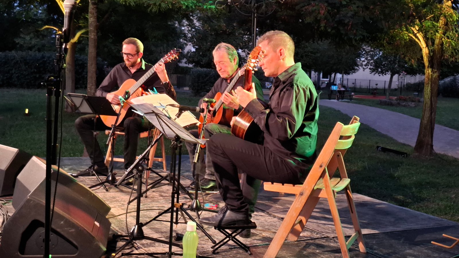 James Szura, Jean-Valery Bartholmé et Romain Fargeas