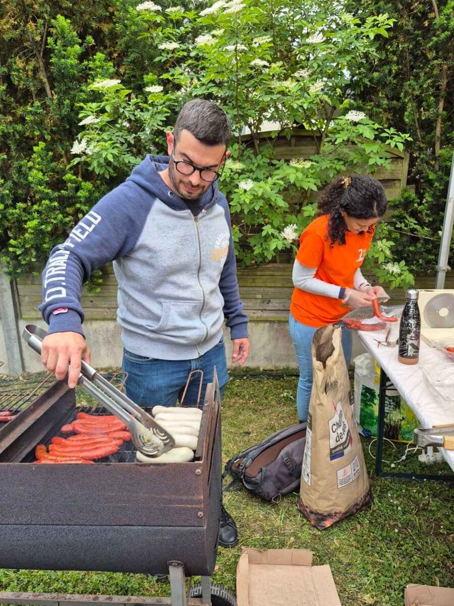Maxence régale au barbecue !